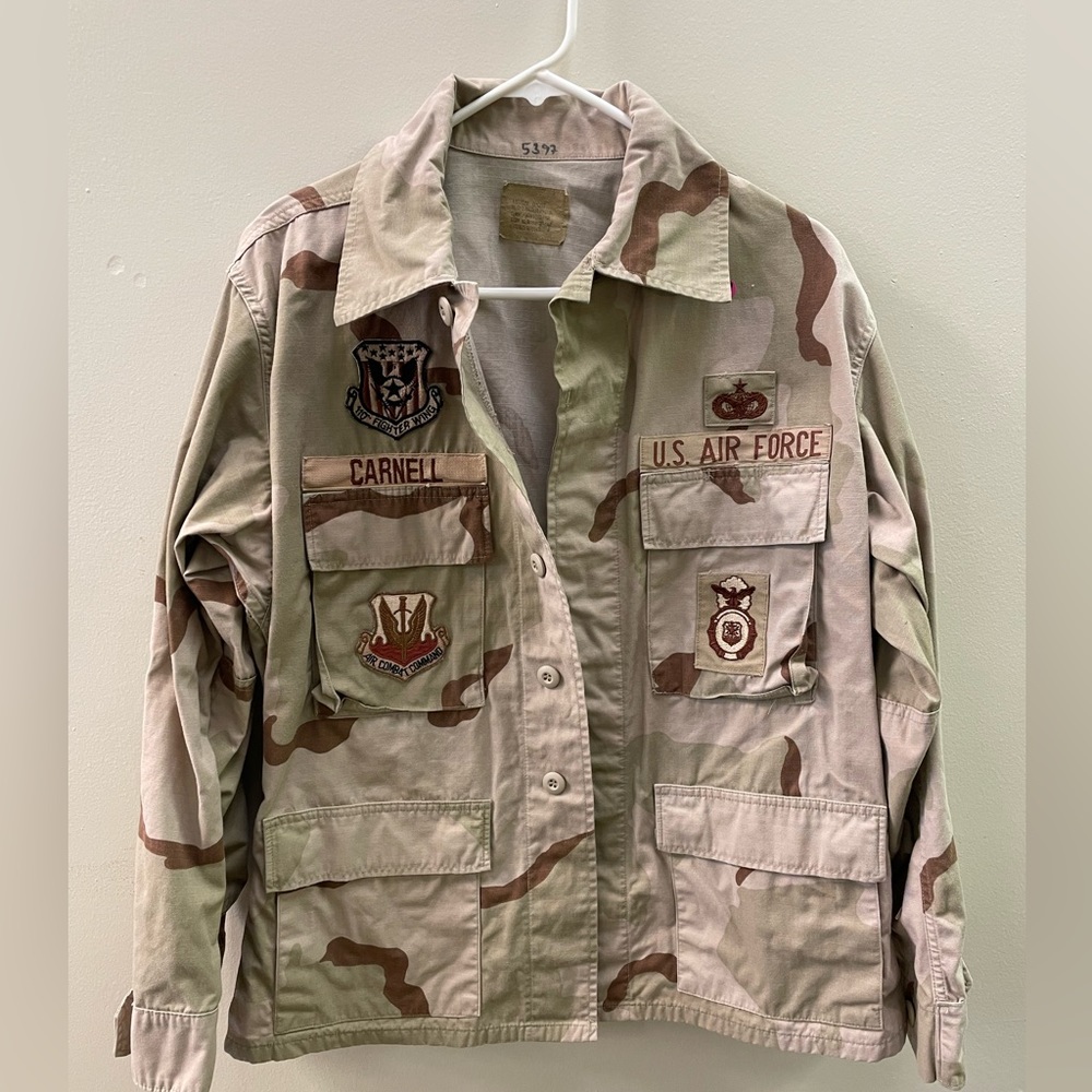 Vintage 80-90s US Air Force Combat Medium too